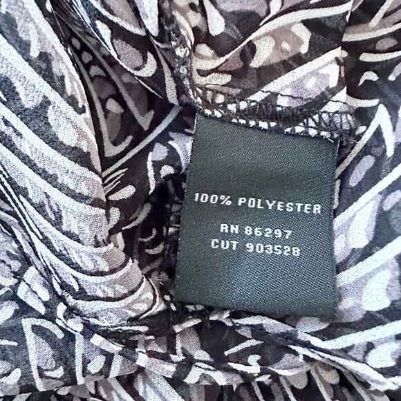 BCBGMAXAZRIA Black White Abstract Wrap Blouse Size M - Picture 5 of 5